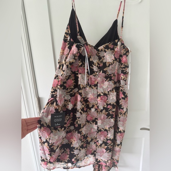 Black Floral Print Mini Dress - Size XL - Picture 5 of 8